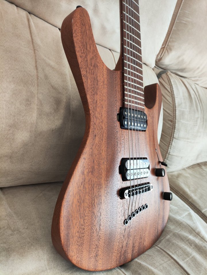 Mayones setius 7 cuerdas