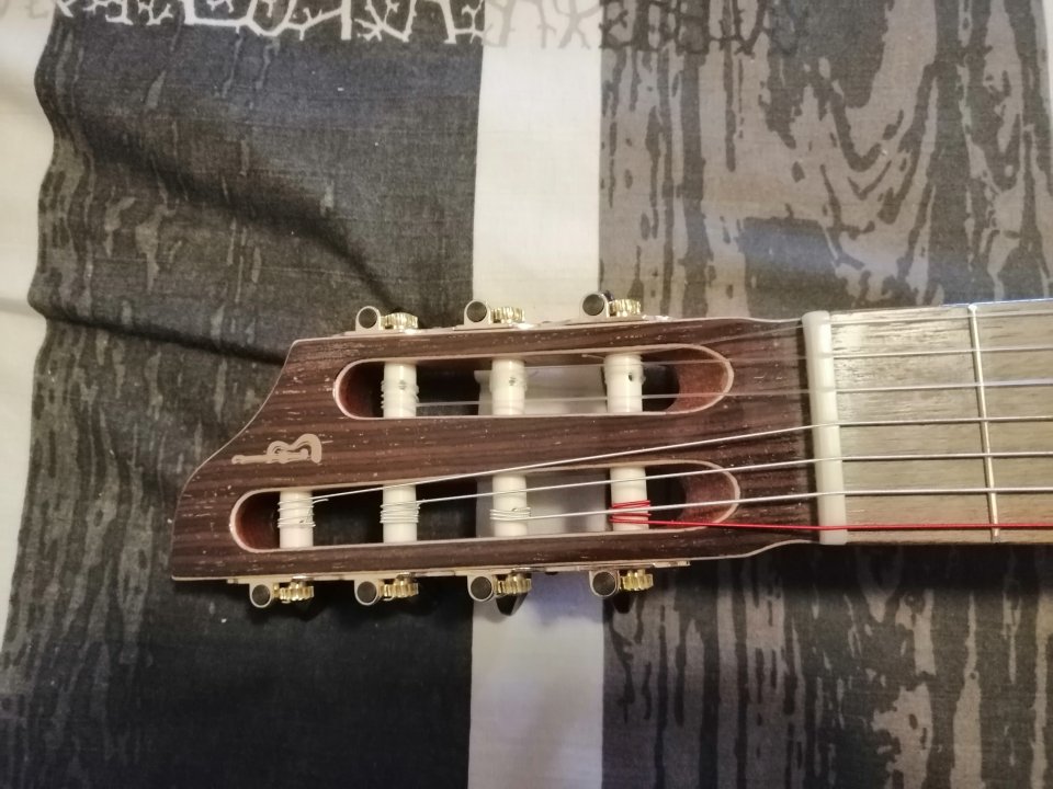 Guitarra Clásica 7 cuerdas APC 9C