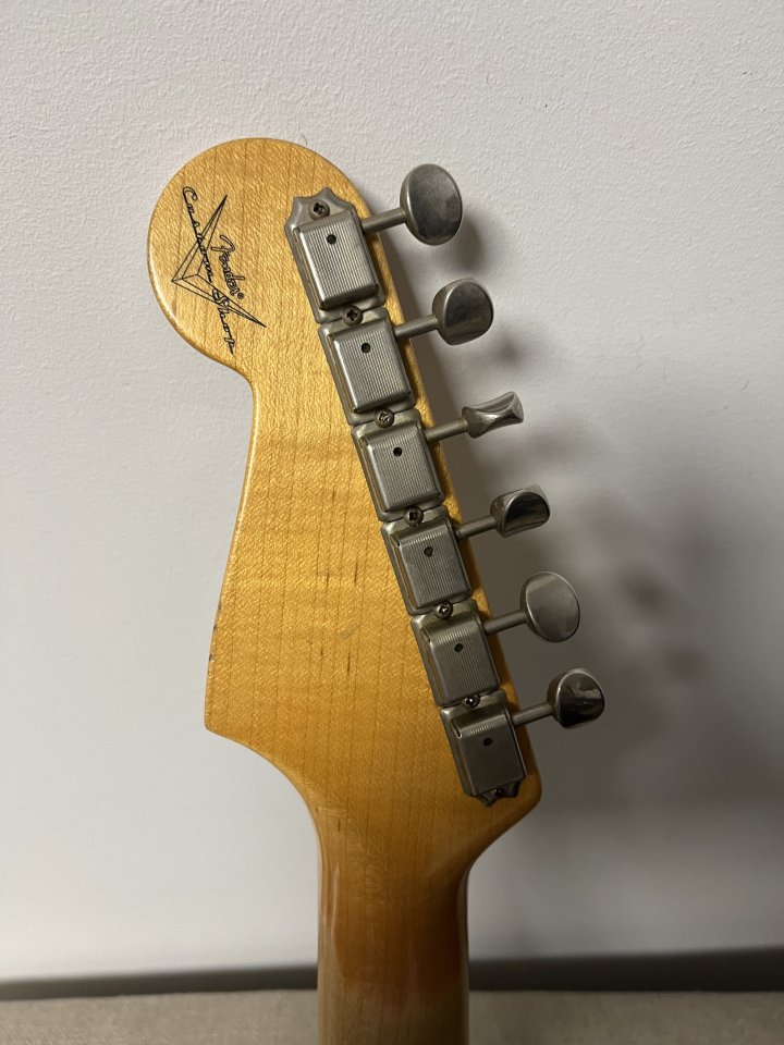 Fender Stratocaster journey 59 custom shop Postmodern 3 Tone Sunburst