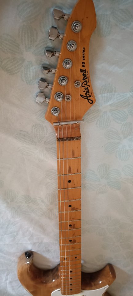 Guitarra Aria Pro II RS series de segunda mano · Foto 4 de 10 · Madrid · 250 €