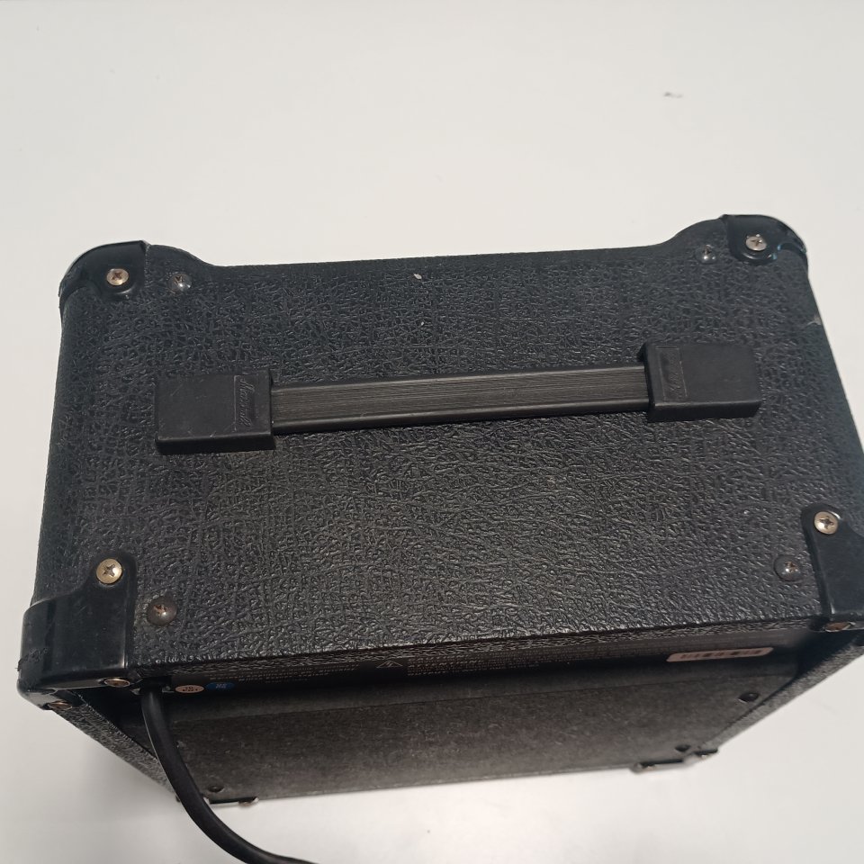 Marshall MG10CD de segunda mano · Foto 5 de 8 · Málaga · 50 €