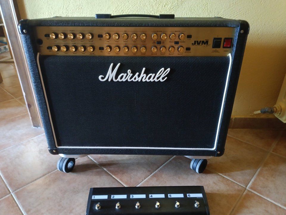 Marshall JVM 410C de segunda mano · Foto 3 de 6 · Girona · 990 €