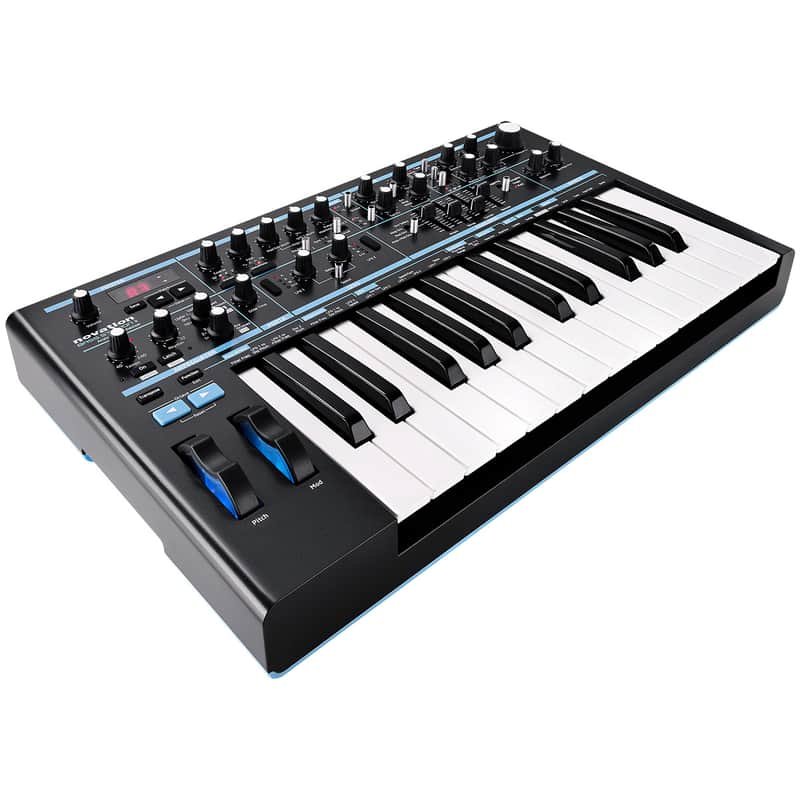 Novation Bass Station II de segunda mano · Foto 2 de 3 · Navarra · 290 €