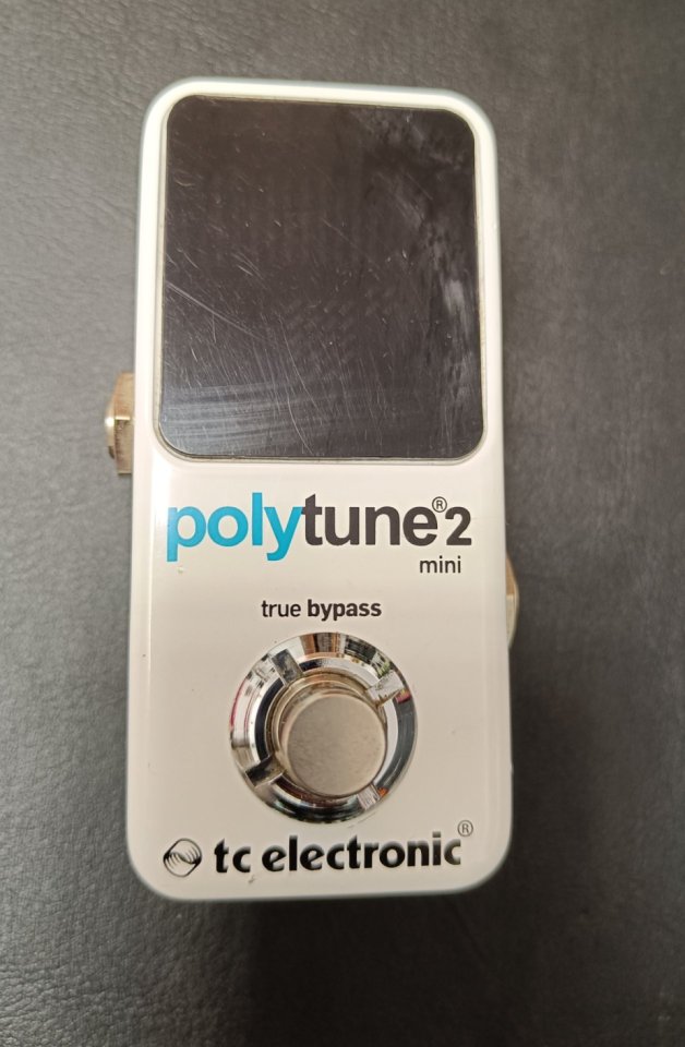 TC Electronic POLYTUNE 2 MINI de segunda mano · Foto 3 de 7 · Zaragoza · 55 €