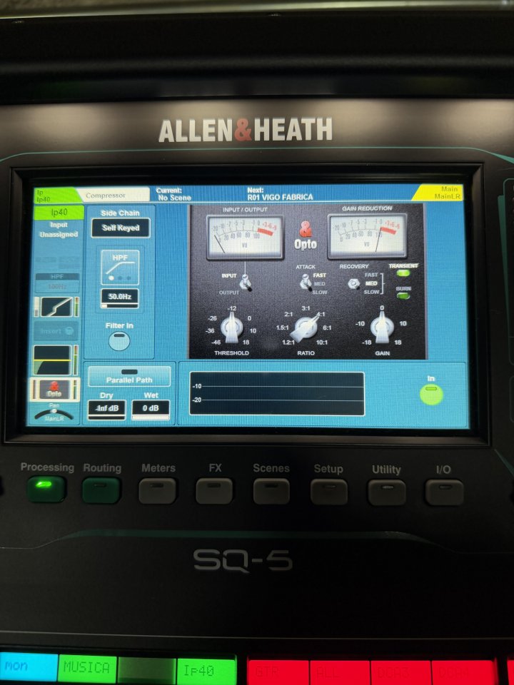Allen&Heath SQ5 - Con Plugins adicionales de segunda mano · Foto 2 de 10 · Madrid · 2175 €