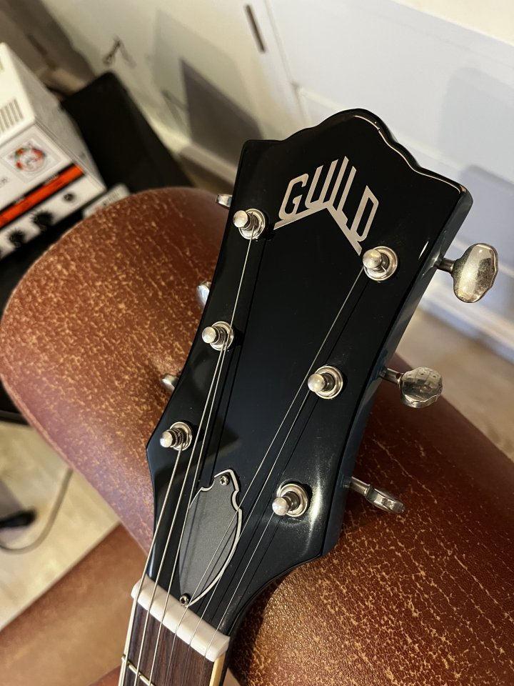 Guild Starfire I DC Pelham Blue de segunda mano · Foto 5 de 7 · Sevilla · 450 €