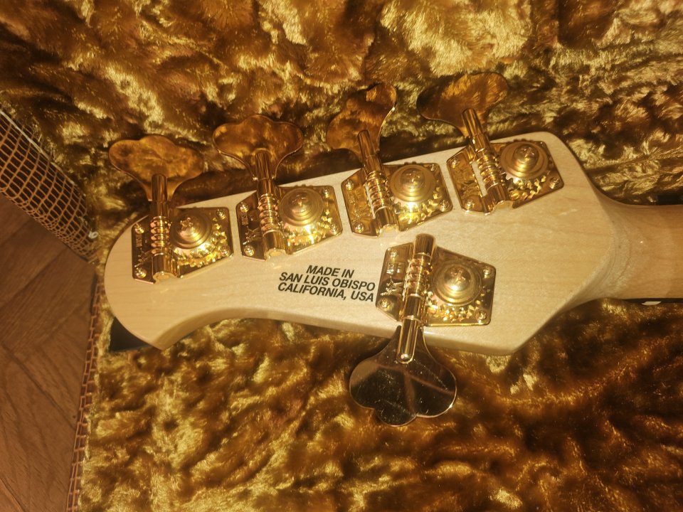 Music man sterling 5 cuerdas 2008 serie limitada de segunda mano · Foto 5 de 8 · Madrid · 2500 €