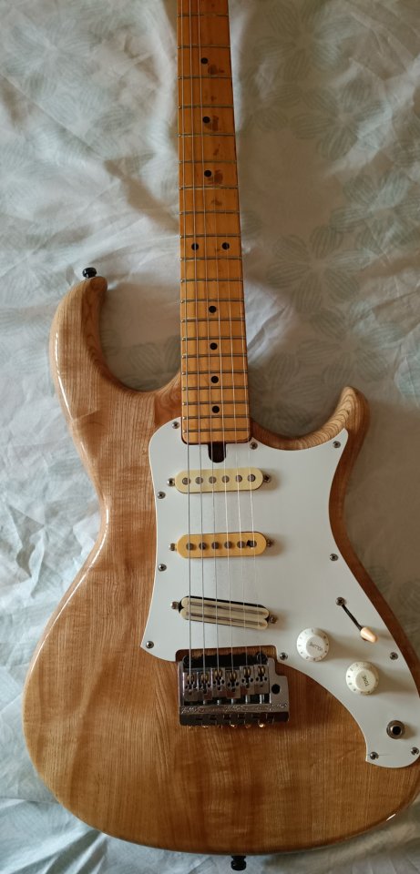 Guitarra Aria Pro II RS series de segunda mano · Foto 10 de 10 · Madrid · 250 €