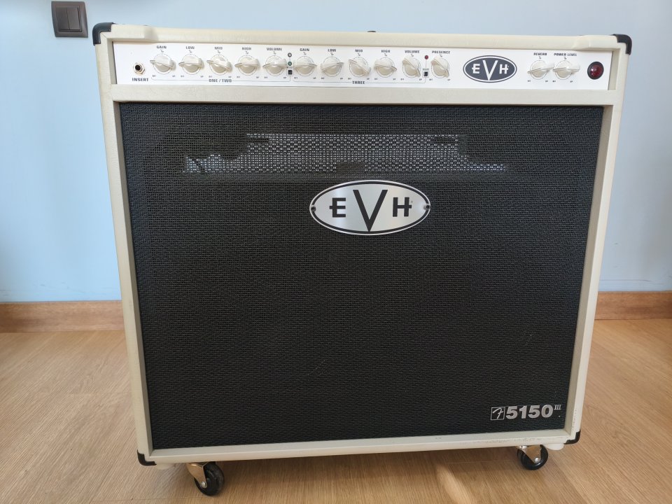 Fender EVH 5150 III 1x12 50W Tube Combo, Marfil