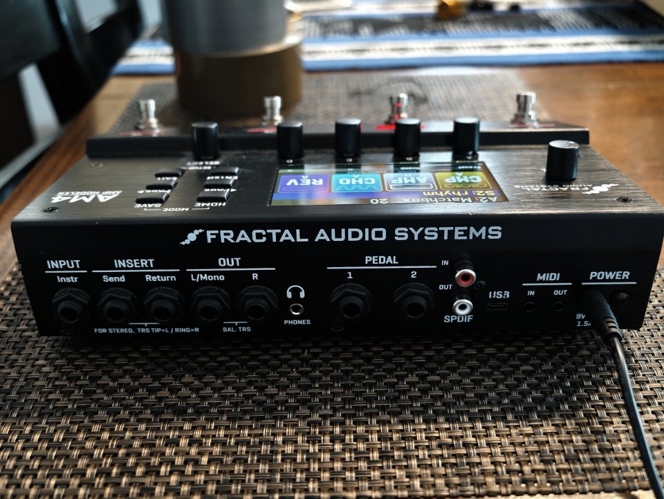 Fractal Audio AM4 de segunda mano · Foto 2 de 4 · Madrid · 750 €