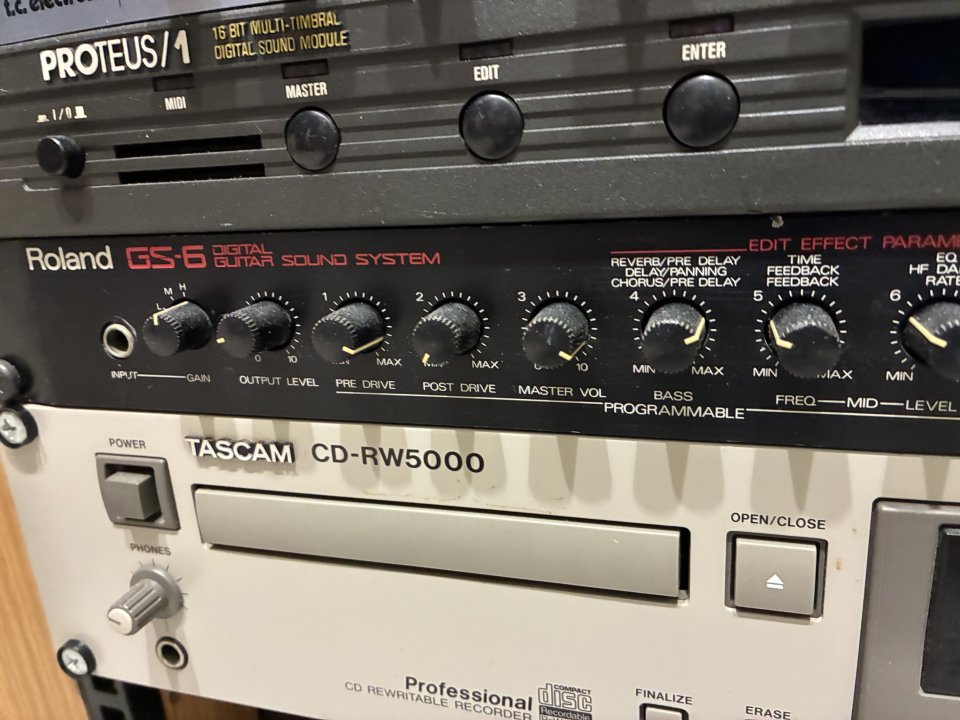 Roland GS-6 Digital Guitar Sound Processor (Rack Vintage - Japan 1989) de segunda mano · Foto 1 de 3 · Murcia · 450 €