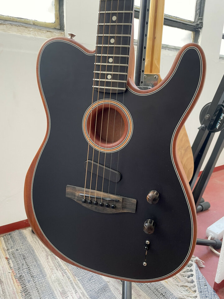 Fender American Acoustasonic Telecaster