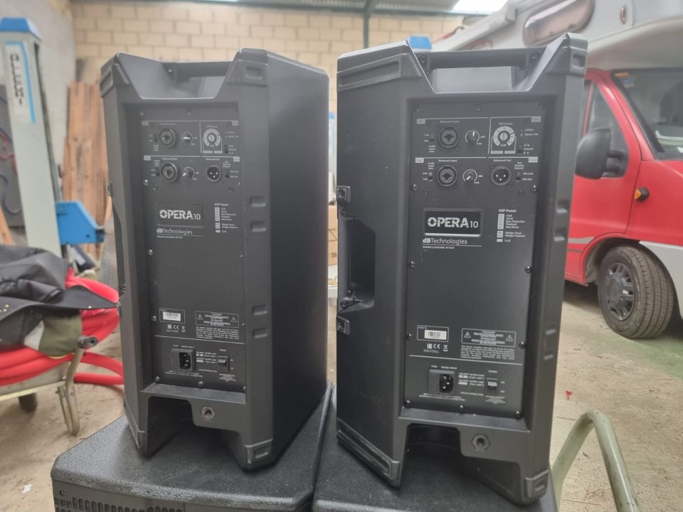 6 unidades de dB Technologies Opera 10 de segunda mano · Foto 2 de 5 · Araba · 270 €
