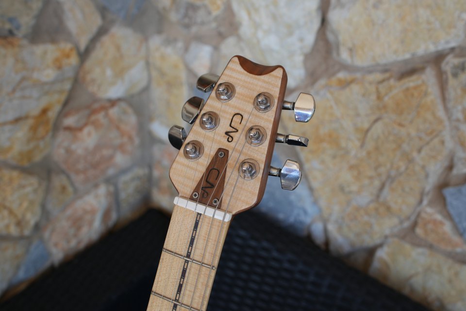 Guitarra zurda zurdo luthier italiano de segunda mano · Foto 2 de 7 · Illes Balears · 450 €