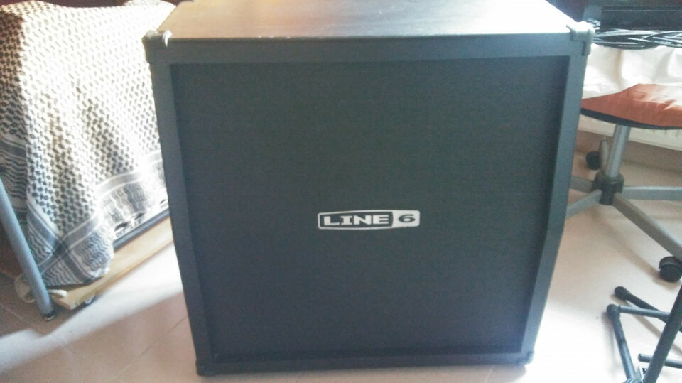 Pantalla Line6 Spider 4x12