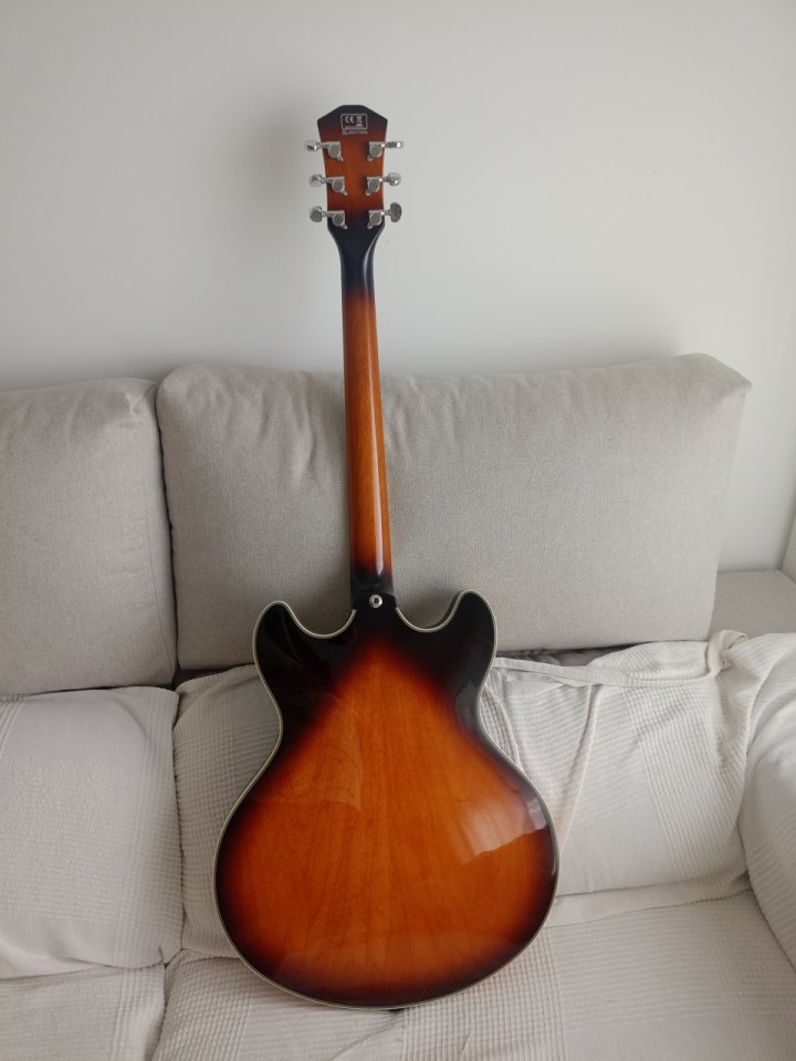 Sire Larry Carlton H7 de segunda mano · Foto 4 de 4 · Madrid · 450 €