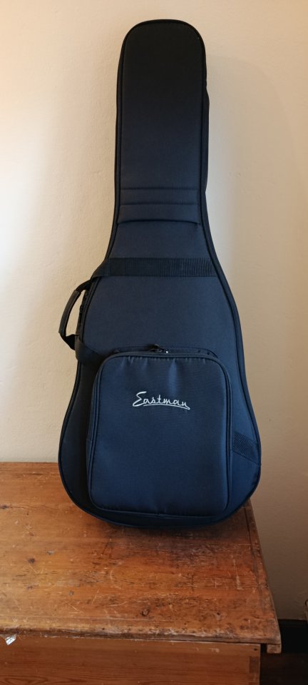 Eastman guitars E2OM de segunda mano · Foto 10 de 10 · Cantabria · 449 €
