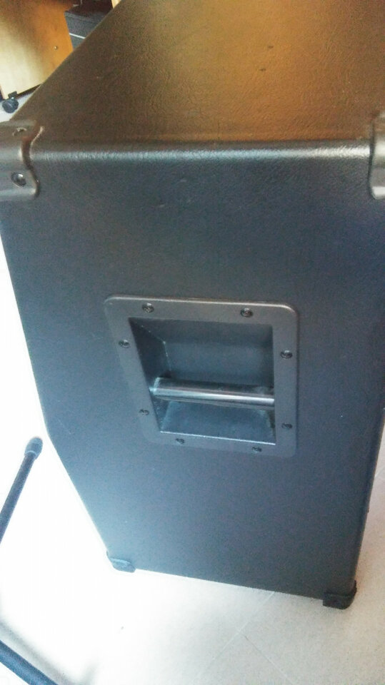 Pantalla Line6 Spider 4x12