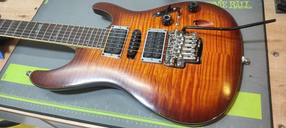 Ibanez S 770 fm Ultra mejorada (También cambio)