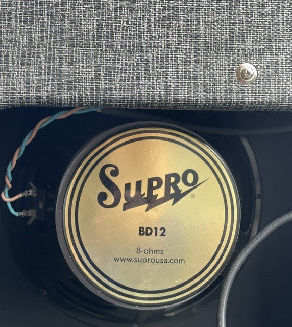 SUPRO Black Magick 1695T de segunda mano · Foto 4 de 5 · Madrid · 900 €