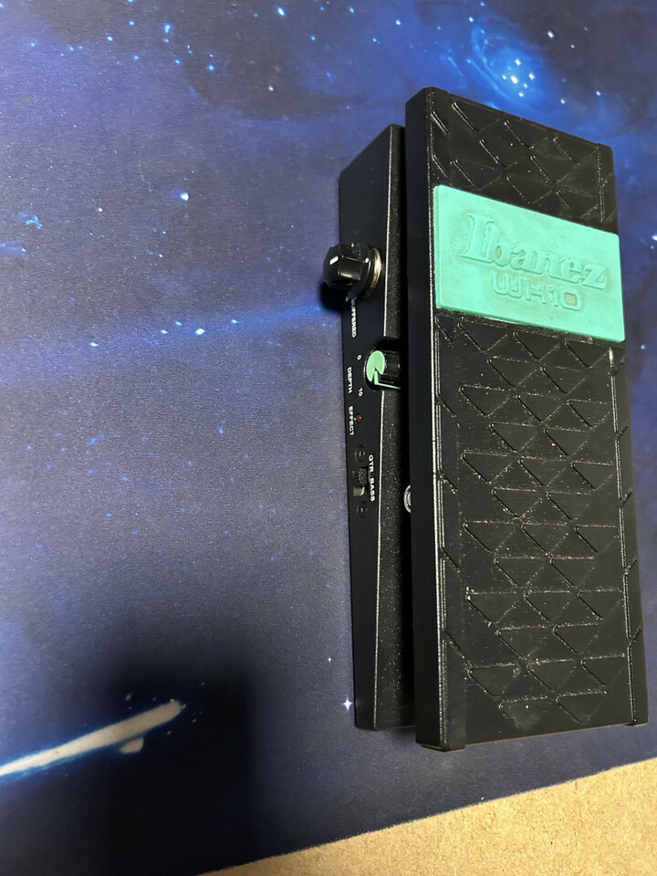 Ibànez WH10 V3 modificado por Wilton Effects (como el de Frusciante)