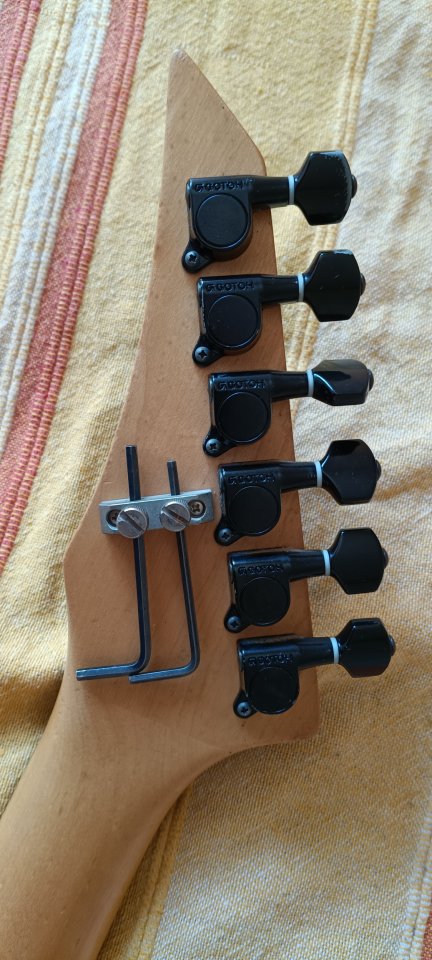 Guitarra Westone SP6112 , Spectrum Series II de segunda mano · Foto 4 de 10 · Madrid · 250 €