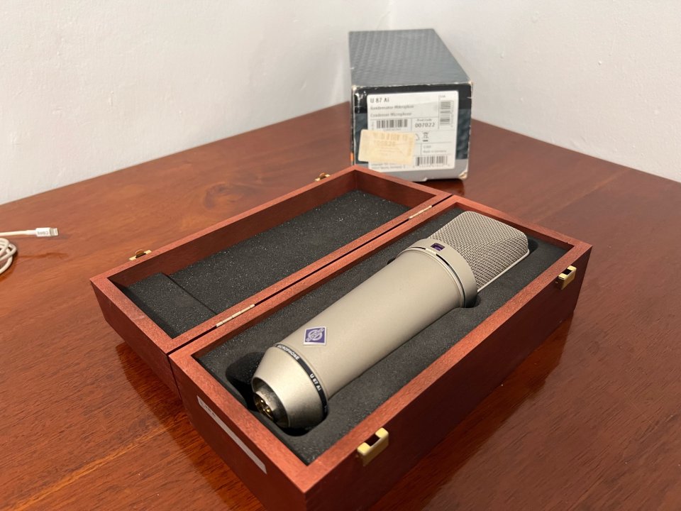 Neumann u87 ai plateado de segunda mano · Foto 4 de 5 · Illes Balears · 1900 €
