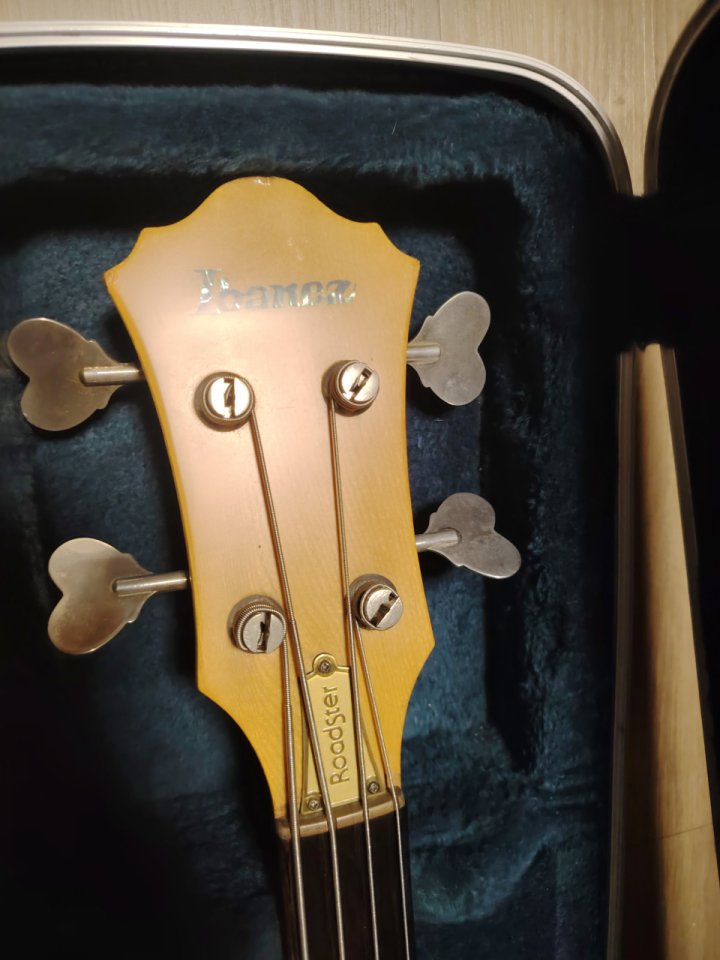 Ibanez Roadster Fretless 1980 de segunda mano · Foto 6 de 6 · Madrid · 800 €