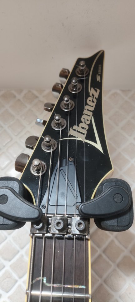 Ibanez S 770 fm Ultra mejorada (También cambio)