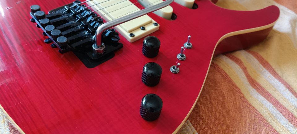 Guitarra Westone SP6112 , Spectrum Series II de segunda mano · Foto 9 de 10 · Madrid · 250 €