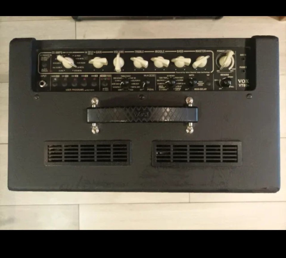 Amplificador guitarra Vox VT80+ de segunda mano · Foto 2 de 2 · Sevilla · 130 €