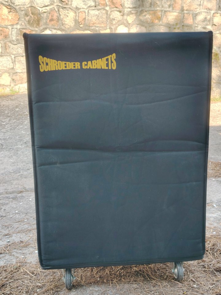 Schroeder 310212L, 1.700W. "La Pantalla de bajo". de segunda mano · Foto 3 de 6 · Madrid · 750 €