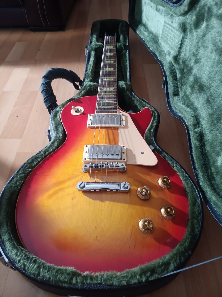 Les paul classic 1960 de segunda mano · Foto 1 de 10 · Madrid · 1700 €