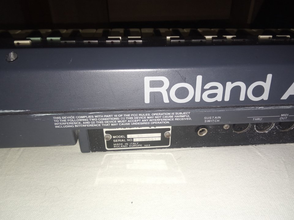 Roland a30