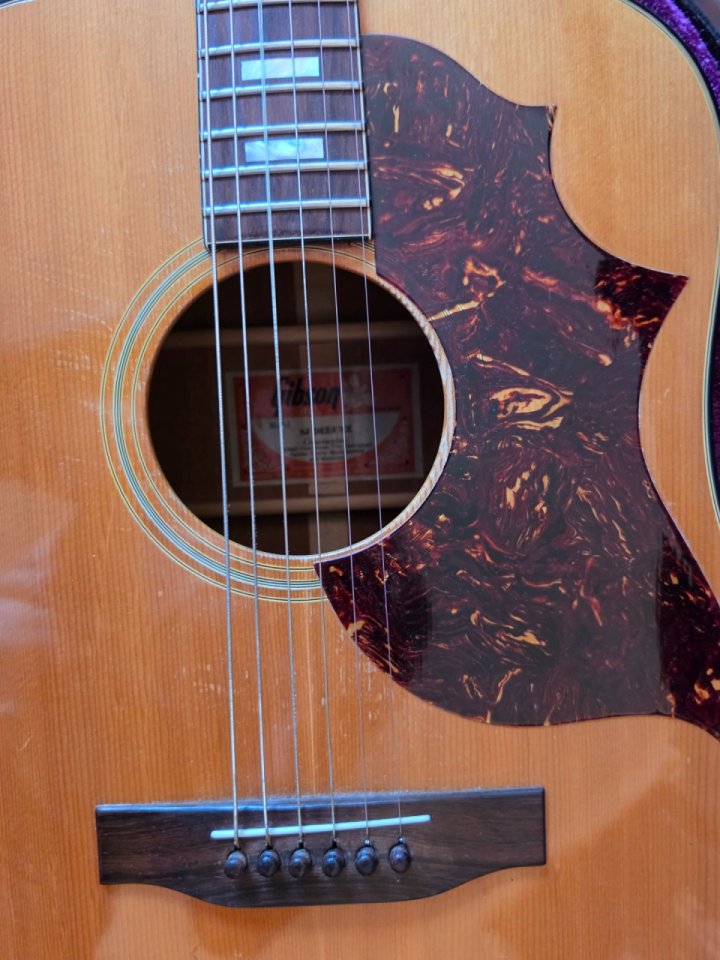 Acustica Gibson SJ Deluxe 1970s de segunda mano · Foto 6 de 10 · Las Palmas · 2400 €