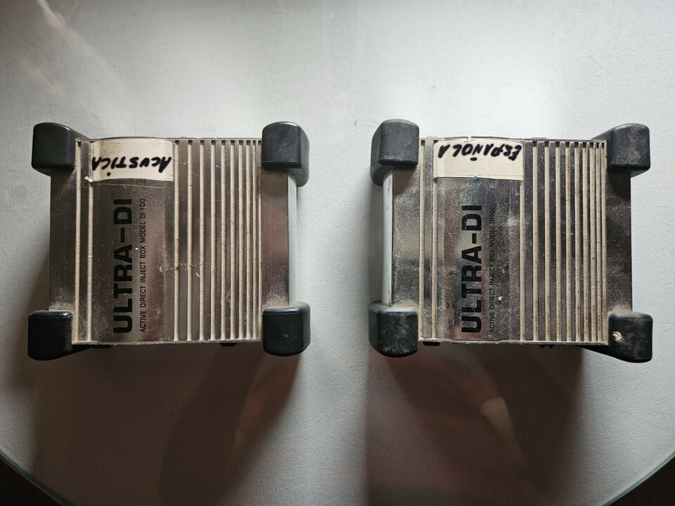 Cajas de inyeccion de segunda mano · Foto 2 de 3 · Badajoz · 50 €