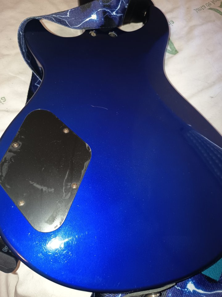 Guitarra Cort m200 de segunda mano · Foto 5 de 6 · Cádiz · 180 €