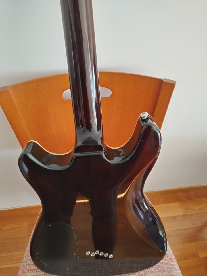 Ibanez SZR520 violín sunburst de segunda mano · Foto 3 de 4 · Castellón · 380 €