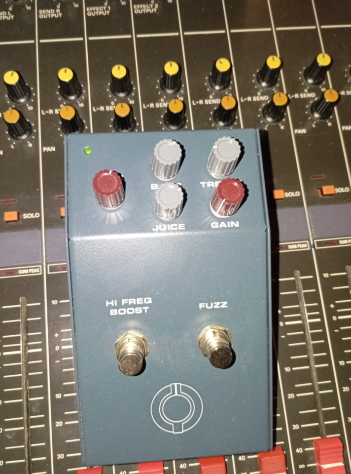 BAE Hot Fuzz Pedal de Guitarra de segunda mano · Foto 2 de 3 · Asturias · 300 €