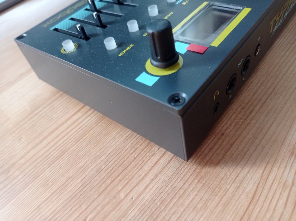 DREADBOX Typhon de segunda mano · Foto 4 de 6 · Madrid · 280 €
