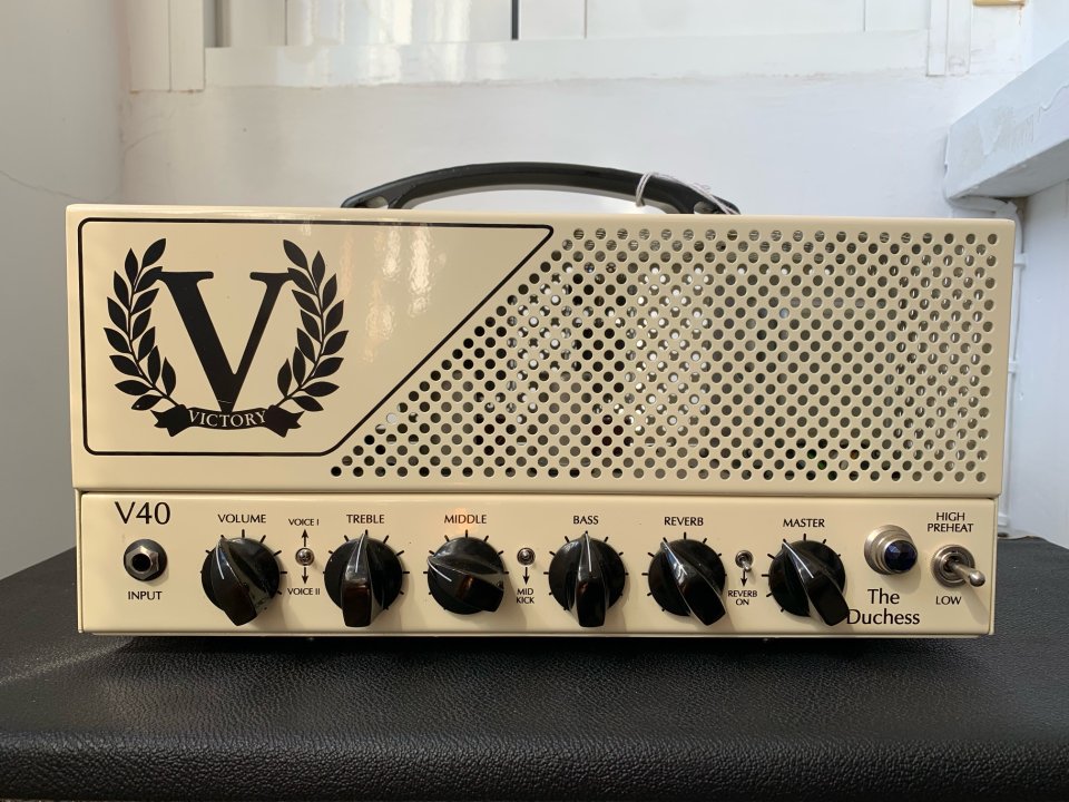 Victory Amplifiers V40 The Duchess Lunch Box