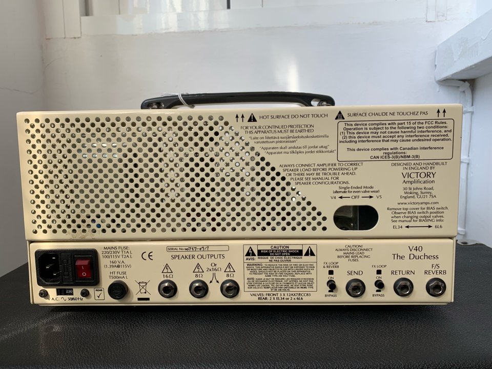 Victory Amplifiers V40 The Duchess Lunch Box