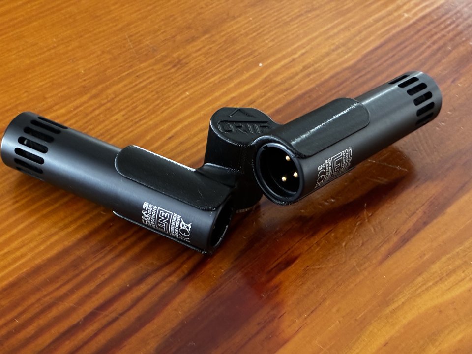 Fabricación de pinzas especiales para micrófono