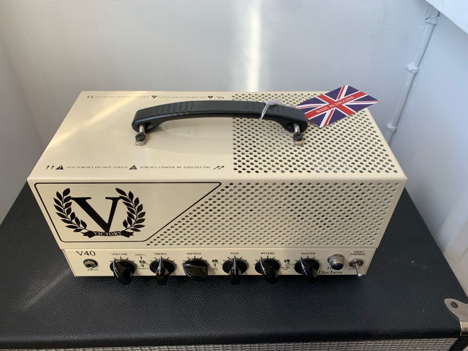Victory Amplifiers V40 The Duchess Lunch Box