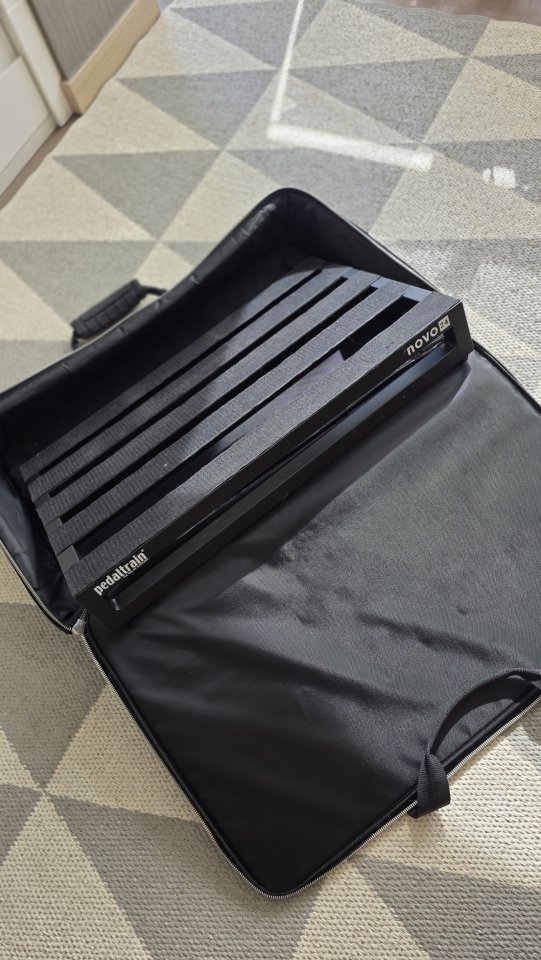 Pedaltrain Novo 24__Envío incluido de segunda mano · Foto 1 de 4 · Bizkaia · 90 €