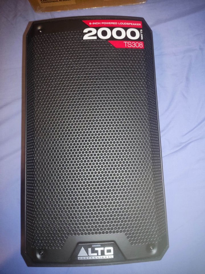 Pareja Alto TS308 Monitores Autoamplificados 8" de segunda mano · Foto 1 de 6 · Alicante · 320 €