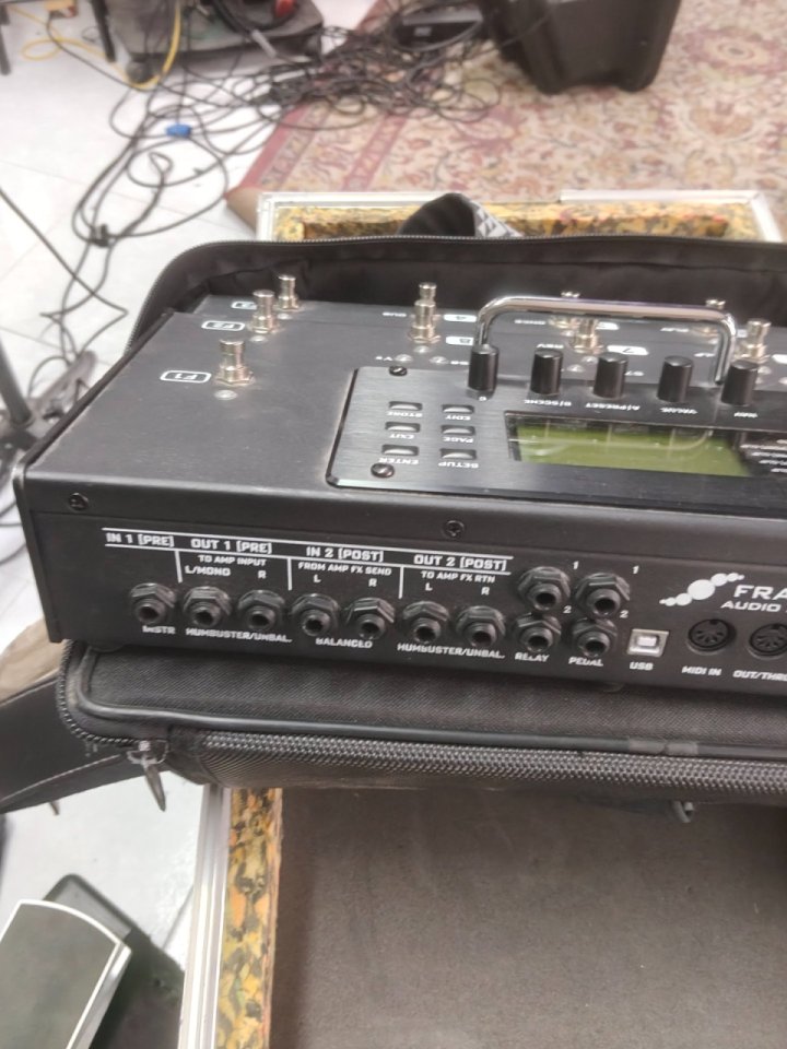 Fractal Audio FX8 Mark II de segunda mano · Foto 2 de 7 · Zaragoza · 600 €