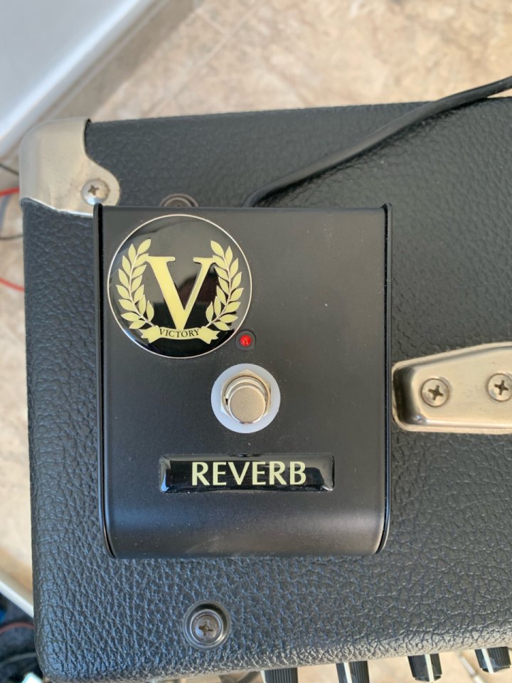 Victory Amplifiers V40 The Duchess Lunch Box