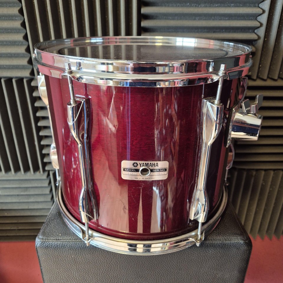 Tom 13" YAMAHA 9000 Recording Custom Cherry Wood de segunda mano · Foto 1 de 9 · Cantabria · 350 €