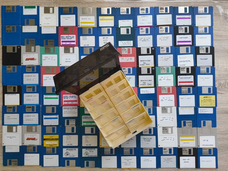 Lote disquetes estudio musical - reservado-